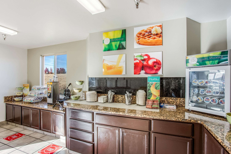Food & Drinks 5, Quality Inn & Suites Meridian - West Boise, Ada