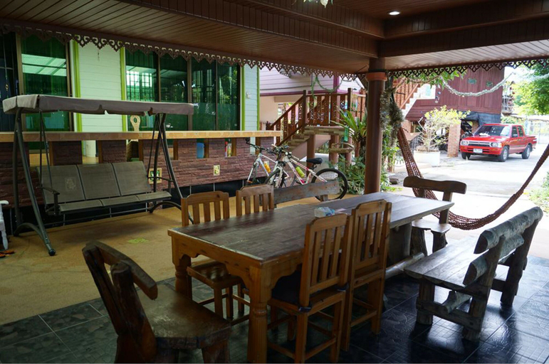 Food & Drinks 5, Three Moons Homestay, Doi Saket