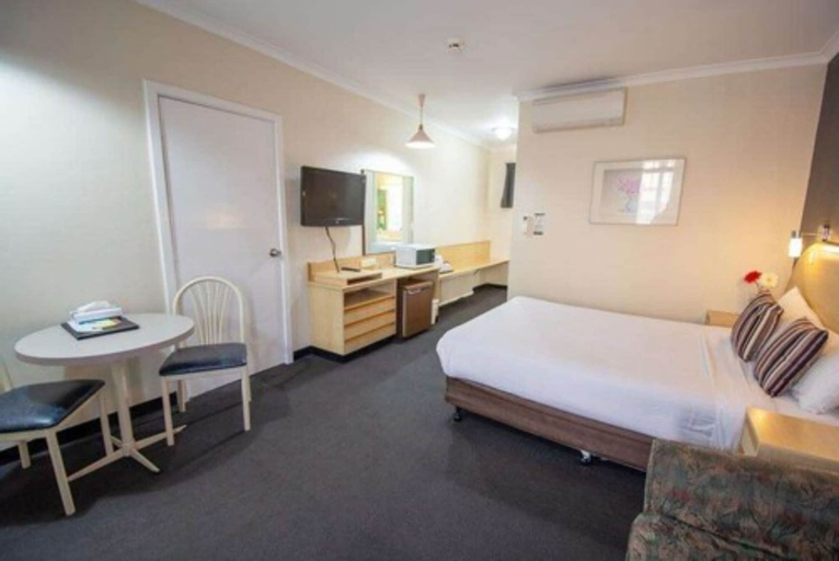 Bedroom 16