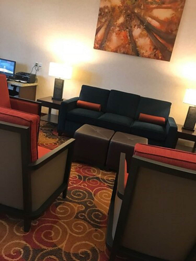 Others 5, Comfort Suites Altoona North, Blair