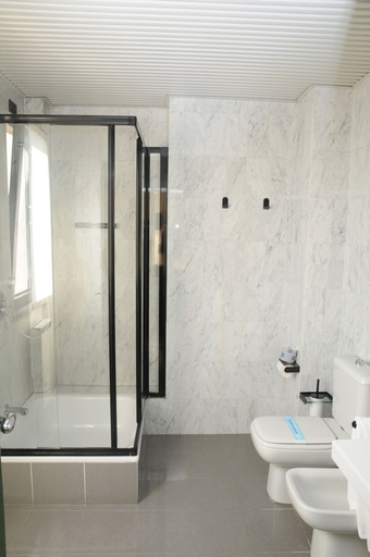 Bathroom 4, Hotel Del Riale, Milano