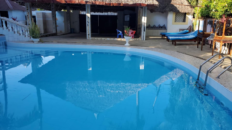 Pool 5, Kivuli Villas Diani-3 Bedrooms, Msambweni