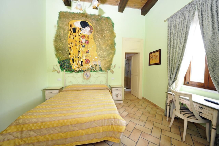 Bedroom 2, Agriturismo La Palazza, Salerno