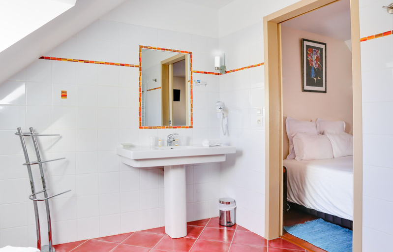 Bathroom 4, Hôtel le Chevalier Gambette, Morbihan