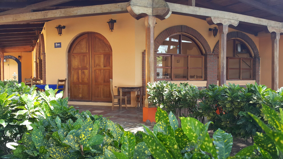Exterior & Views 2, Hotel El Maltese – Lakefront, Granada