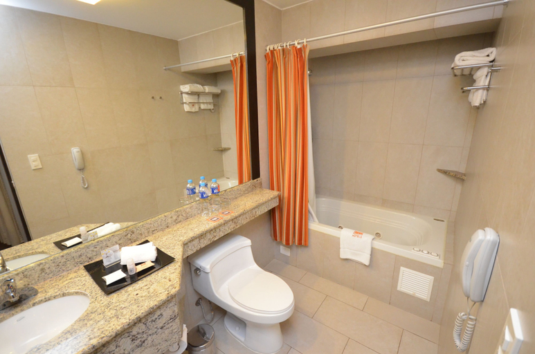 Bathroom 4, qp Hotels Lima, Lima