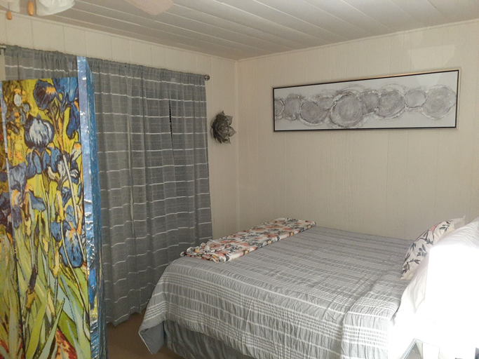 Bedroom 4, Edgewater Resort, Garland
