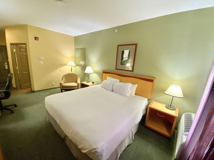 Bedroom 4, Medicine Hat Lodge, Division No. 1