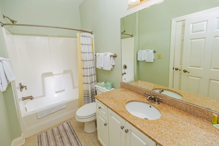 Bathroom 3, World Tour Golf Resort, Horry