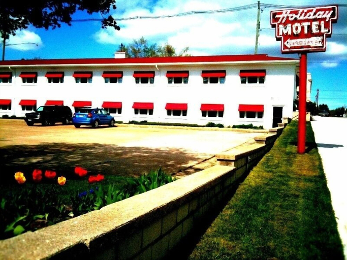 Exterior & Views 2, Holiday Music Motel, Door