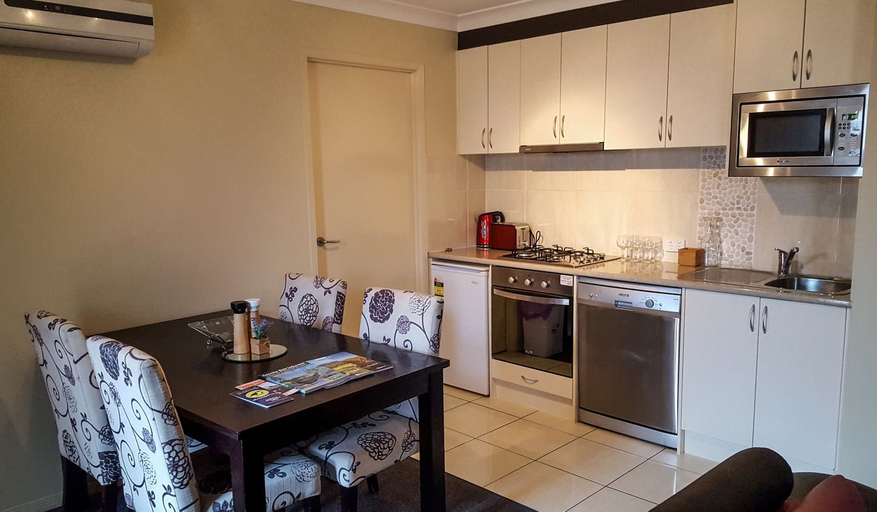 Others 4, Atricom Apartments Australia, Stanthorpe