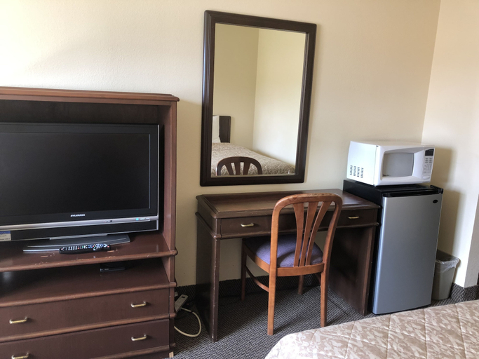 Bedroom 3, Glacier Hotel, Valdez-Cordova