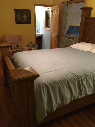 Bedroom 2, Chateau DeVille, Caddo