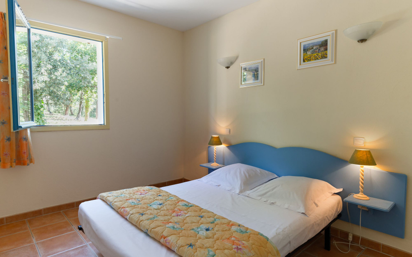 Bedroom 4, Residence Lagrange Vacances Les Mazets de Gaujac, Gard