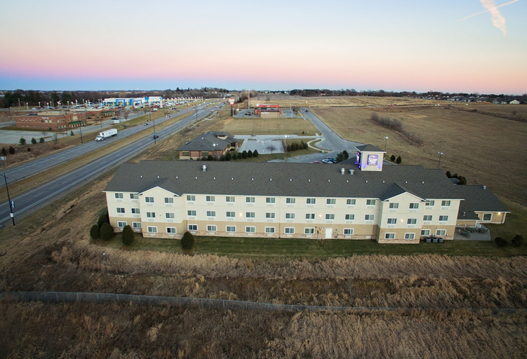 Exterior & Views 2, Sleep Inn & Suites Pleasant Hill - Des Moines, Polk