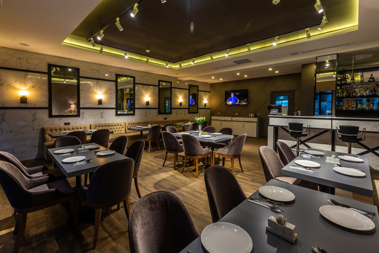 Food & Drinks 5, Aksent Hotel, Baku
