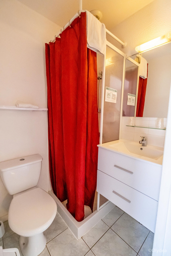 Bathroom 4, Olydea Les Epesses, Vendée