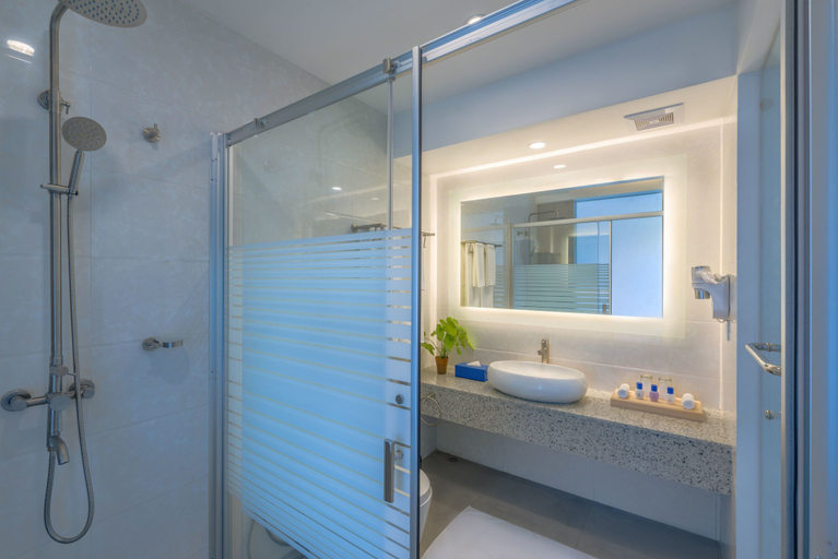 Bathroom 5, Dhiguveli Maldives