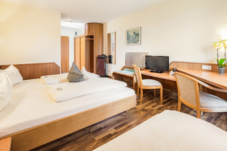 Bedroom 3, Kemnater Hof Apartments SELF-CHECK-IN, Esslingen