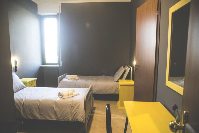 Bedroom 5, Lako Hostel, Viterbo
