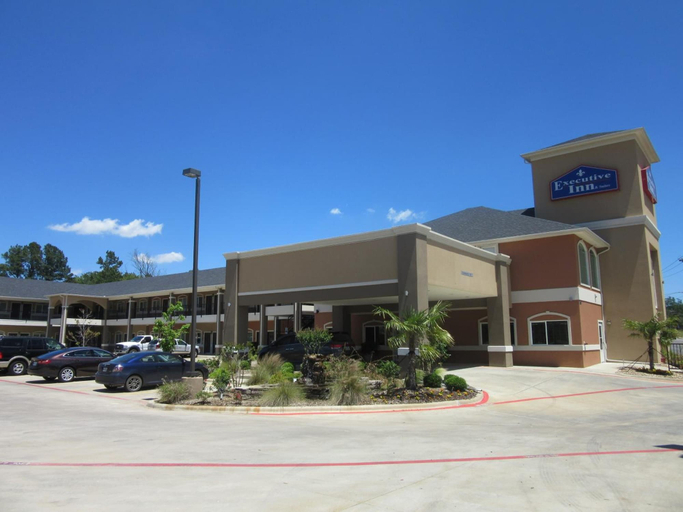 Exterior & Views 2, Executive Inn and Suites Tyler, Smith