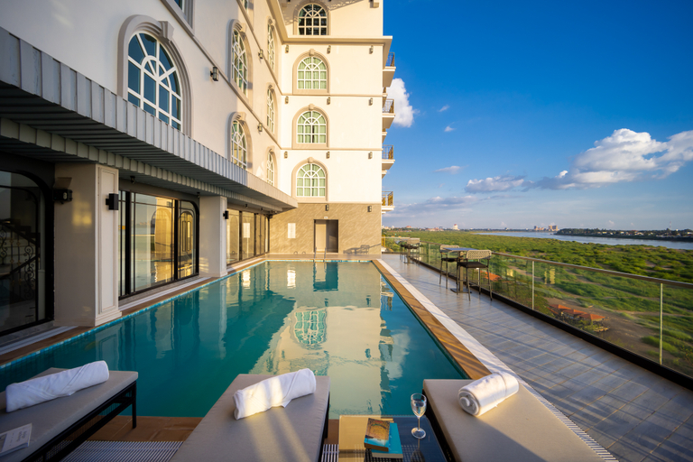 Sport & Beauty 2, Eastin Hotel Vientiane, Vientiane