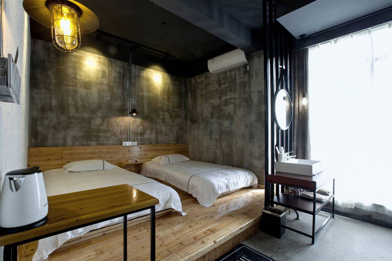 Bedroom 3, Zero Five One Seven Inn, Huangshan