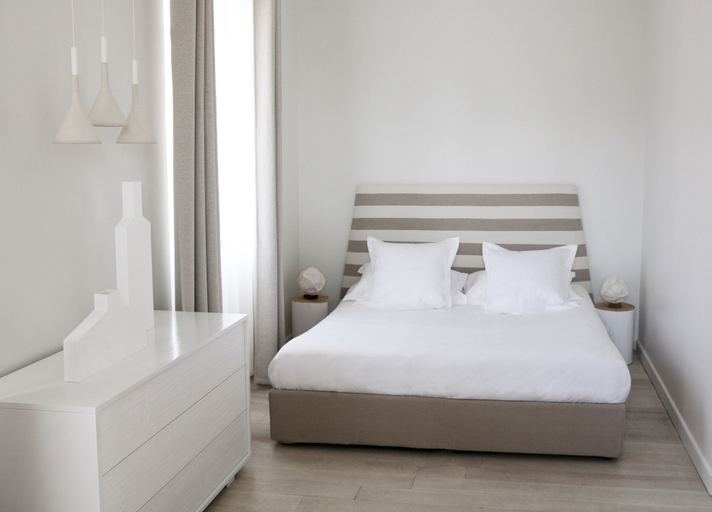 Bedroom 5, White 1921 Saint-Tropez, Var