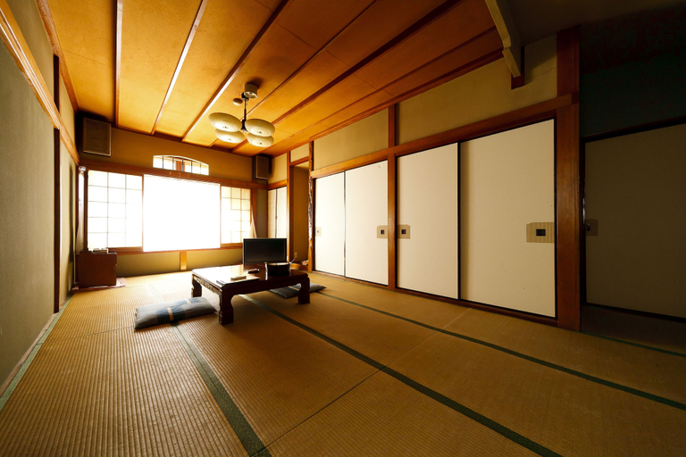 Others 5, Manten no Hoshi, Hakone