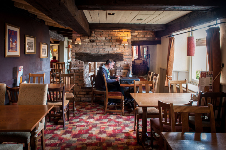 Food & Drinks 4, Admiral's Table, Bridgwater by Marston's Inns, Somerset