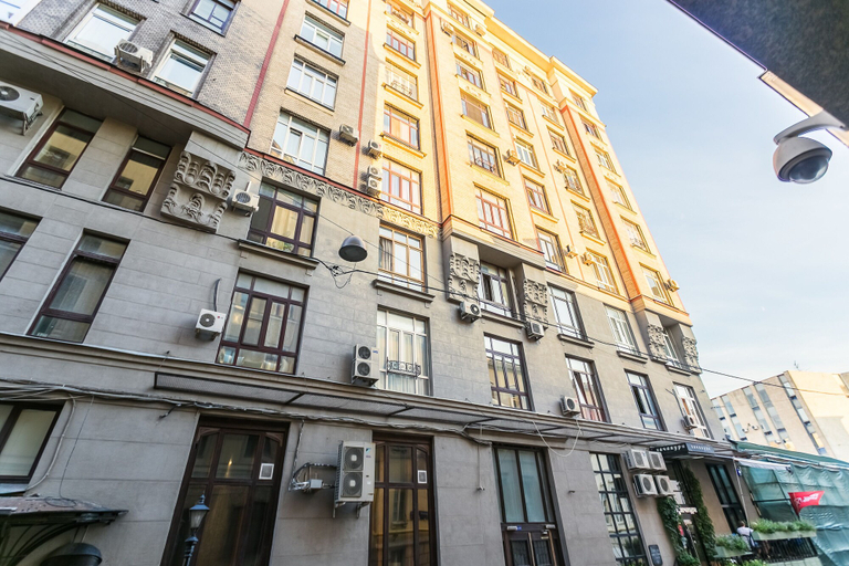 Exterior & Views, Apartment on B Gnezdnikovskiy 10, Northern