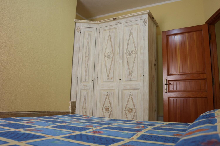 Room 5, Residenza del Comandante, Olbia-Tempio