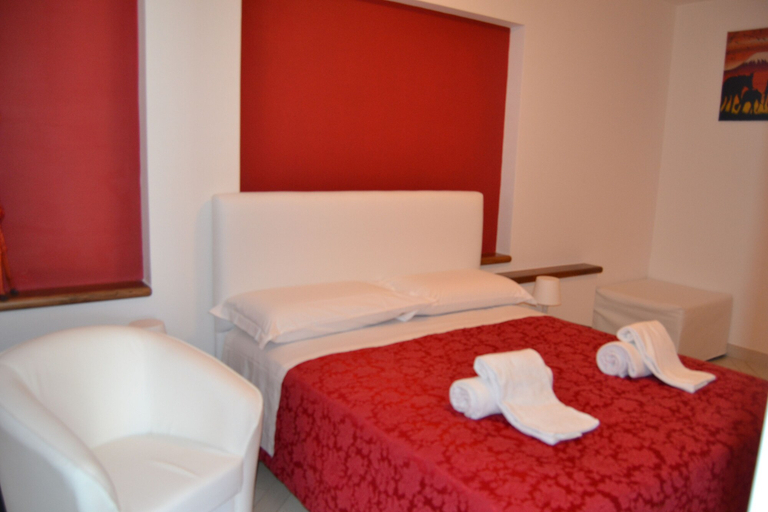 Bedroom 4, Bed and Breakfast Sunflower, Napoli