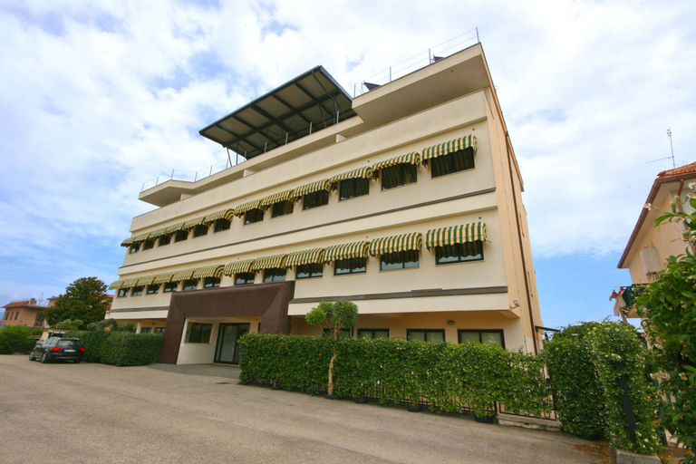 Della Piana Residence, Latina
