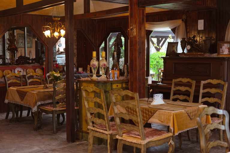 Food & Drinks 5, Dallas Residence, Varna