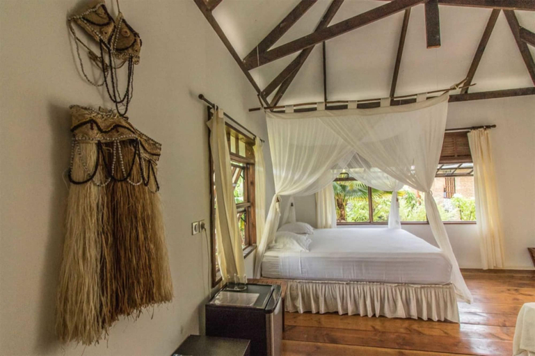 Bedroom 4, Le Coconut Lodge