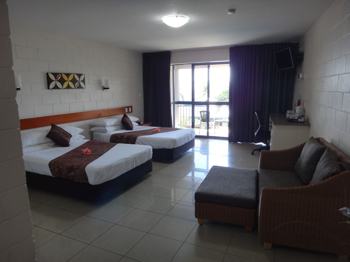 Bedroom 3, Amanaki Hotel, Vaimauga West