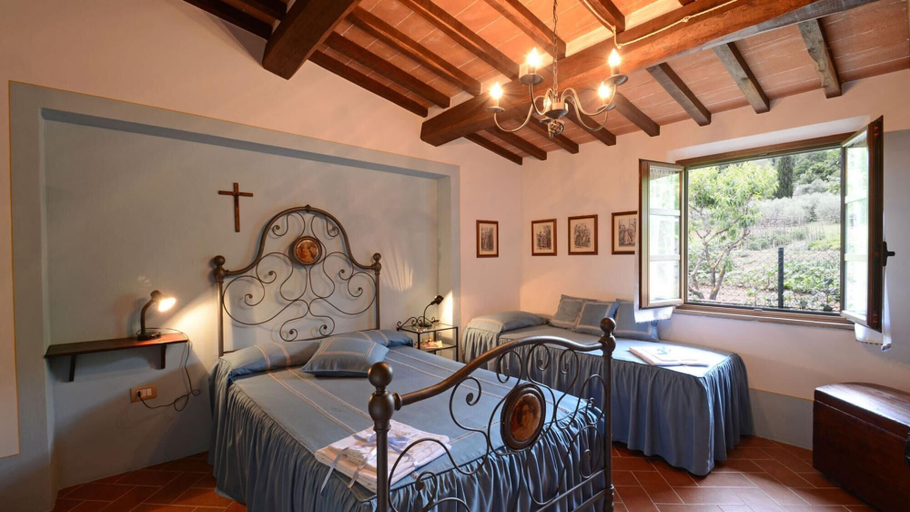 Bedroom 3, Sferracavalli 4 in Sarteano, Siena