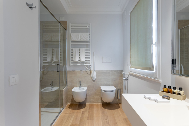 Bathroom 5, Porto Romano The Marina Resort, Rome