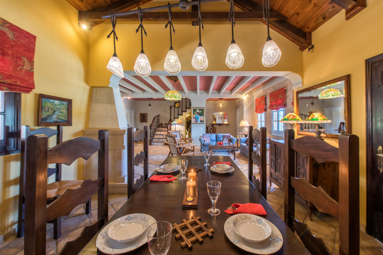 Food & Drinks 5, Sarakino The House of Literature, Ionian Islands