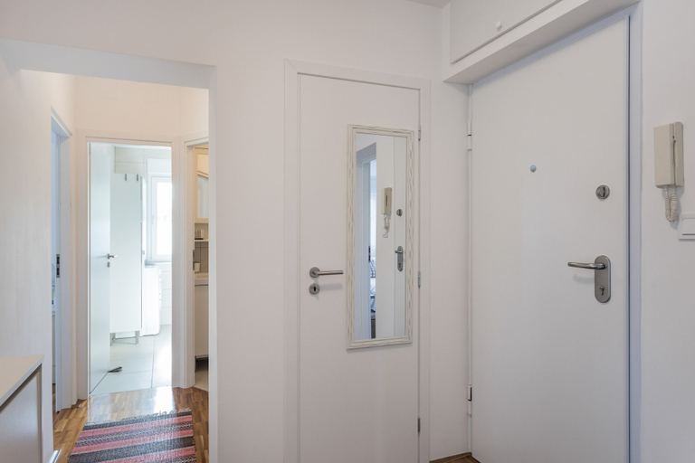 Others 5, Spacious 2bdr Apartment With Beautiful Terrace, Zagreb