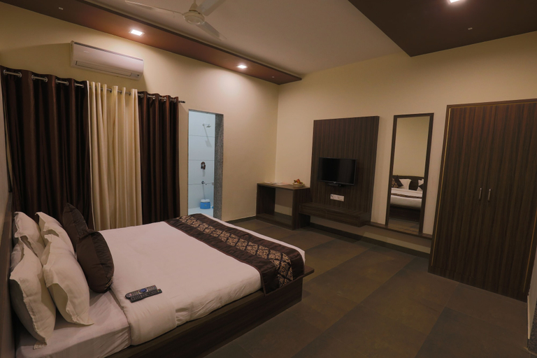 Bedroom 3, Vishal Lords Inn Gir Forest, Junagadh