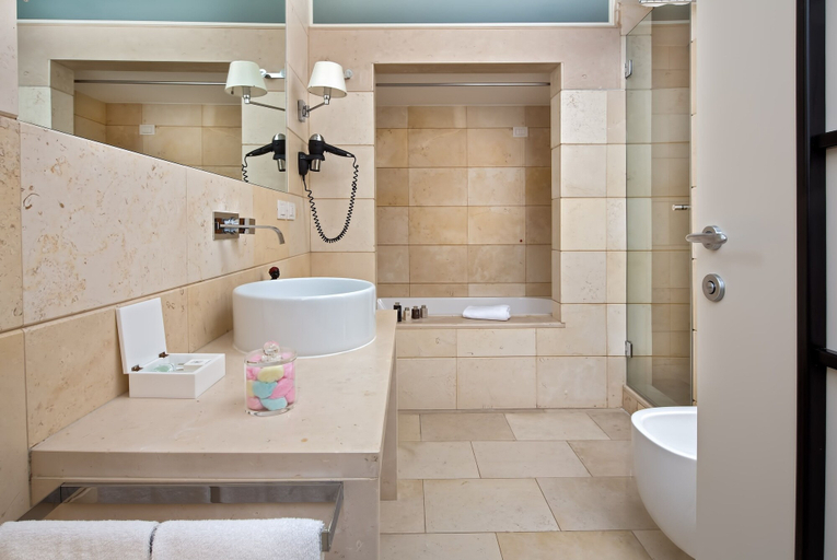 Bathroom 5, Villa Marina Capri - Preferred Hotels & Resorts, Napoli
