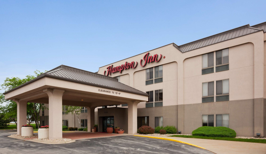 Exterior & Views 2, Hampton Inn - Cedar Rapids, Linn