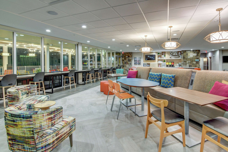 Food & Drinks 5, Home2 Suites by Hilton Foley, Baldwin