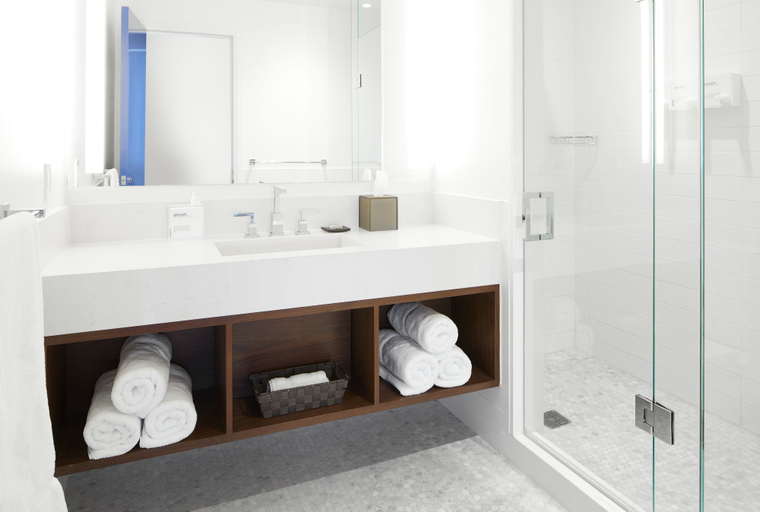 Bathroom 4, The Walper Hotel, Part Of Jdv By Hyatt, Waterloo