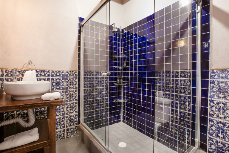 Bathroom 4, Selina San Miguel de Allende, Allende