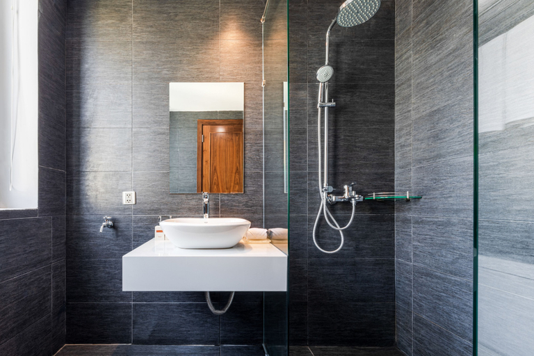 Bathroom 4, Greenery Hotel, Da Nang