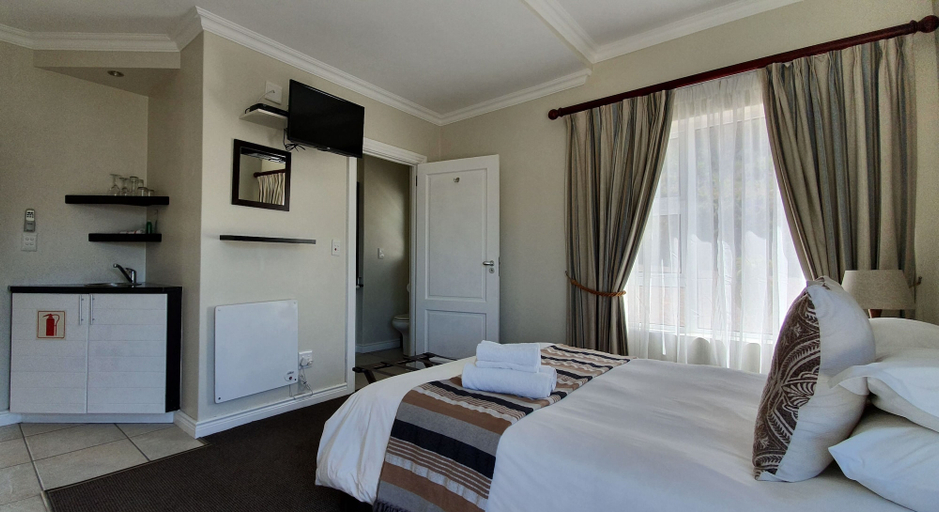 Bedroom 4, Brenton On Rocks Luxury Guest House, Eden