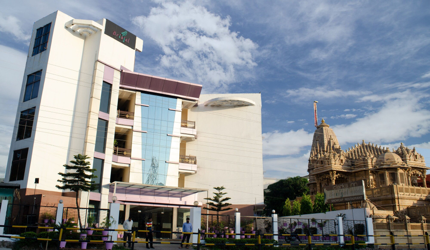 Exterior & Views 2, Brinjal Hotels, Dehradun